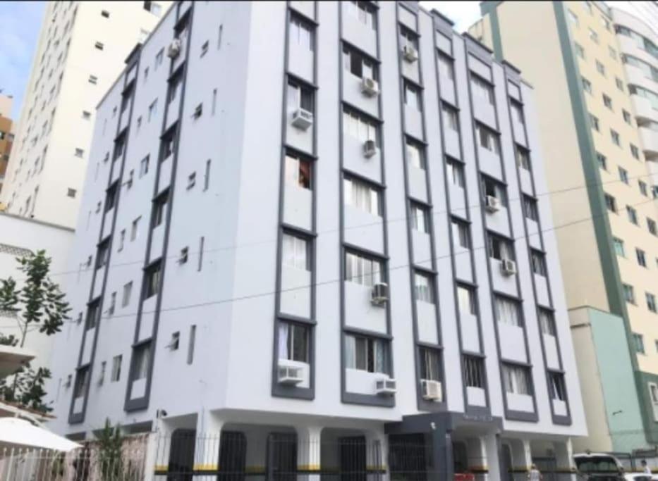 Apartamento Ape House Em